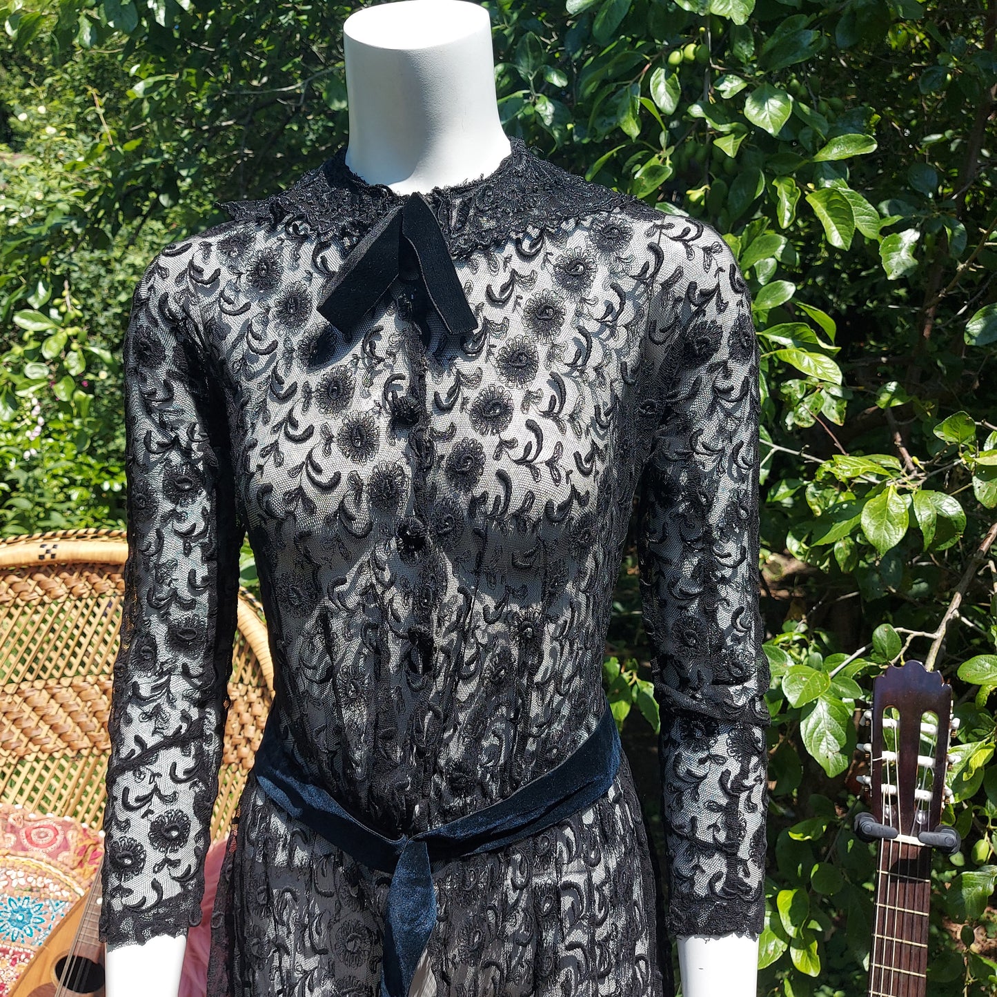 Beautiful 1901 Victorian Lace Dress