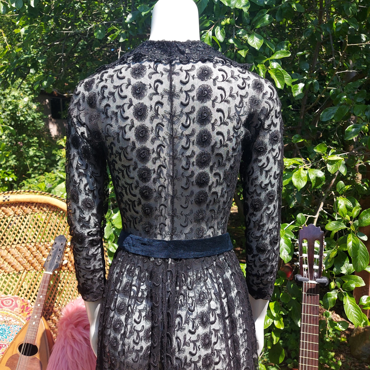 Beautiful 1901 Victorian Lace Dress
