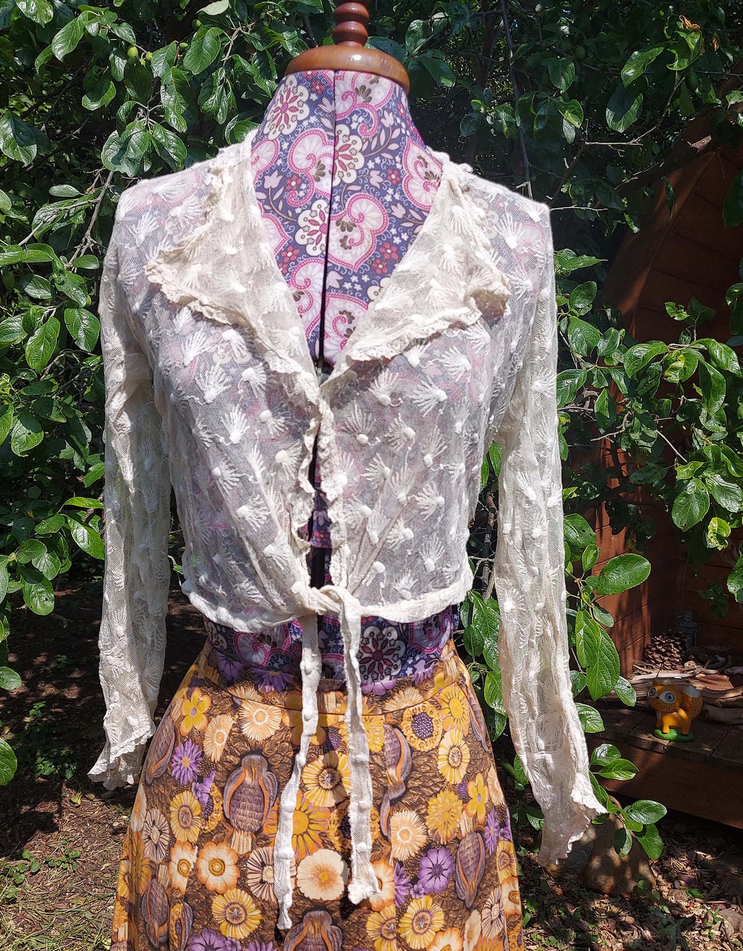 C1900 Antique Lace Tie Top