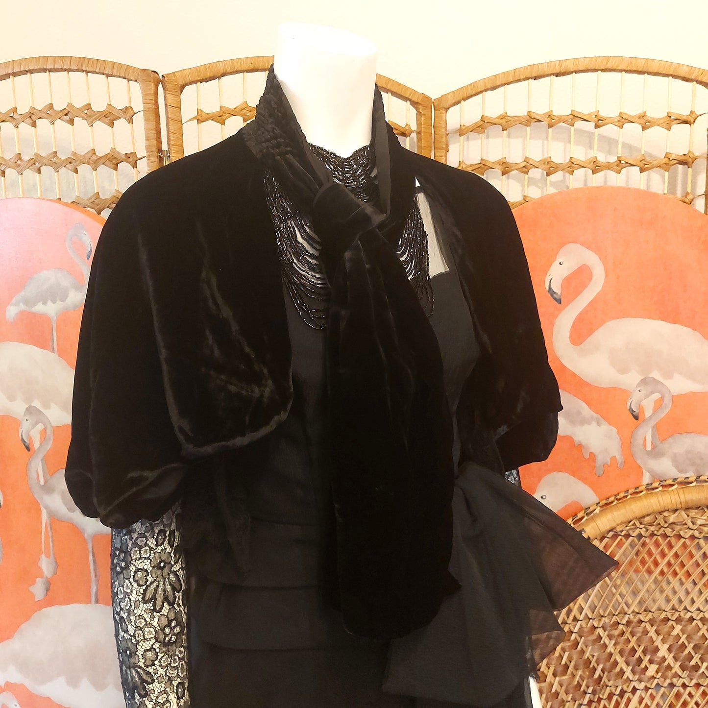 1920's Glamour Puss Velvet Capelet