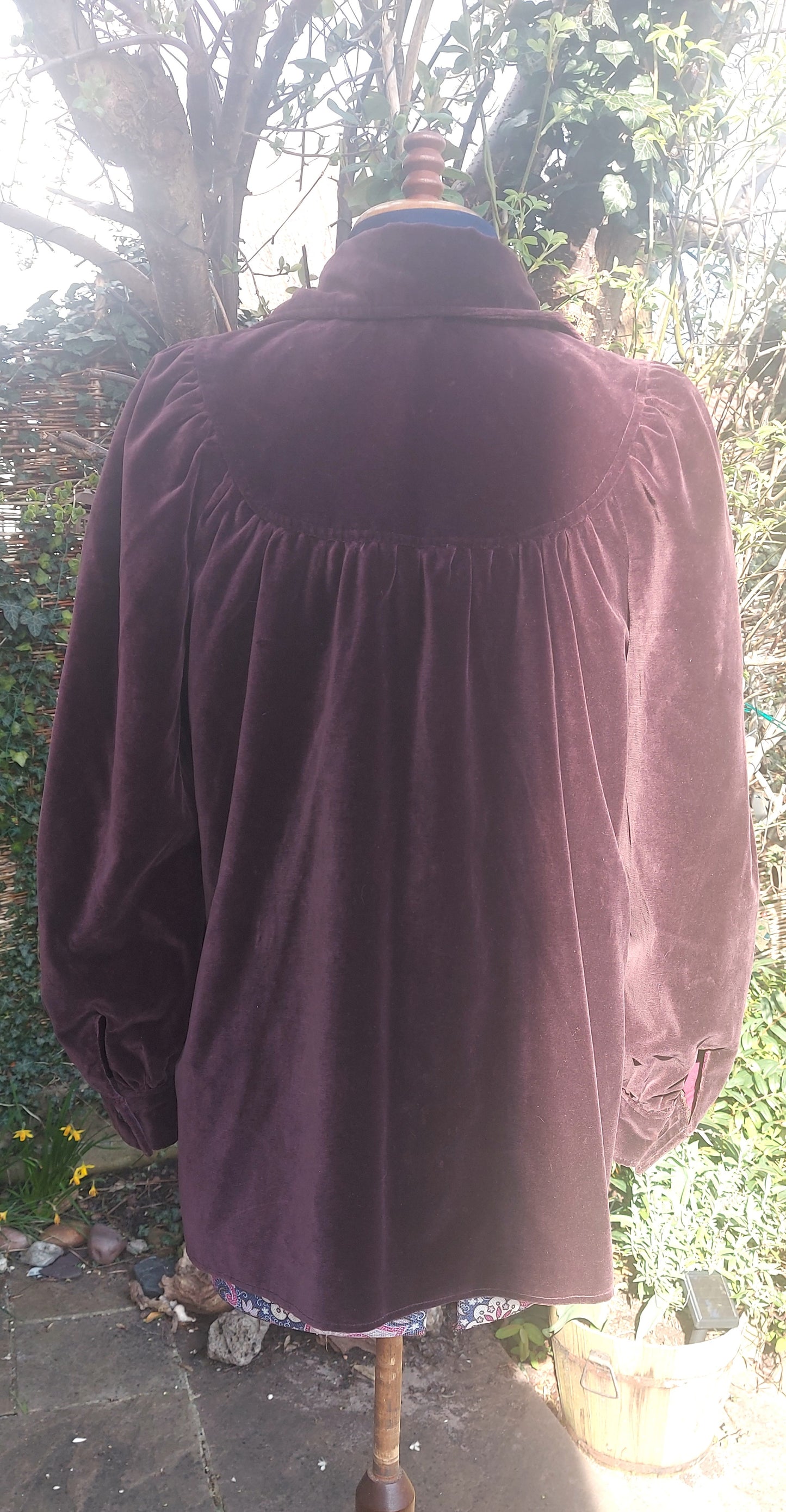 Velvet maxi skirt suit by QUAD