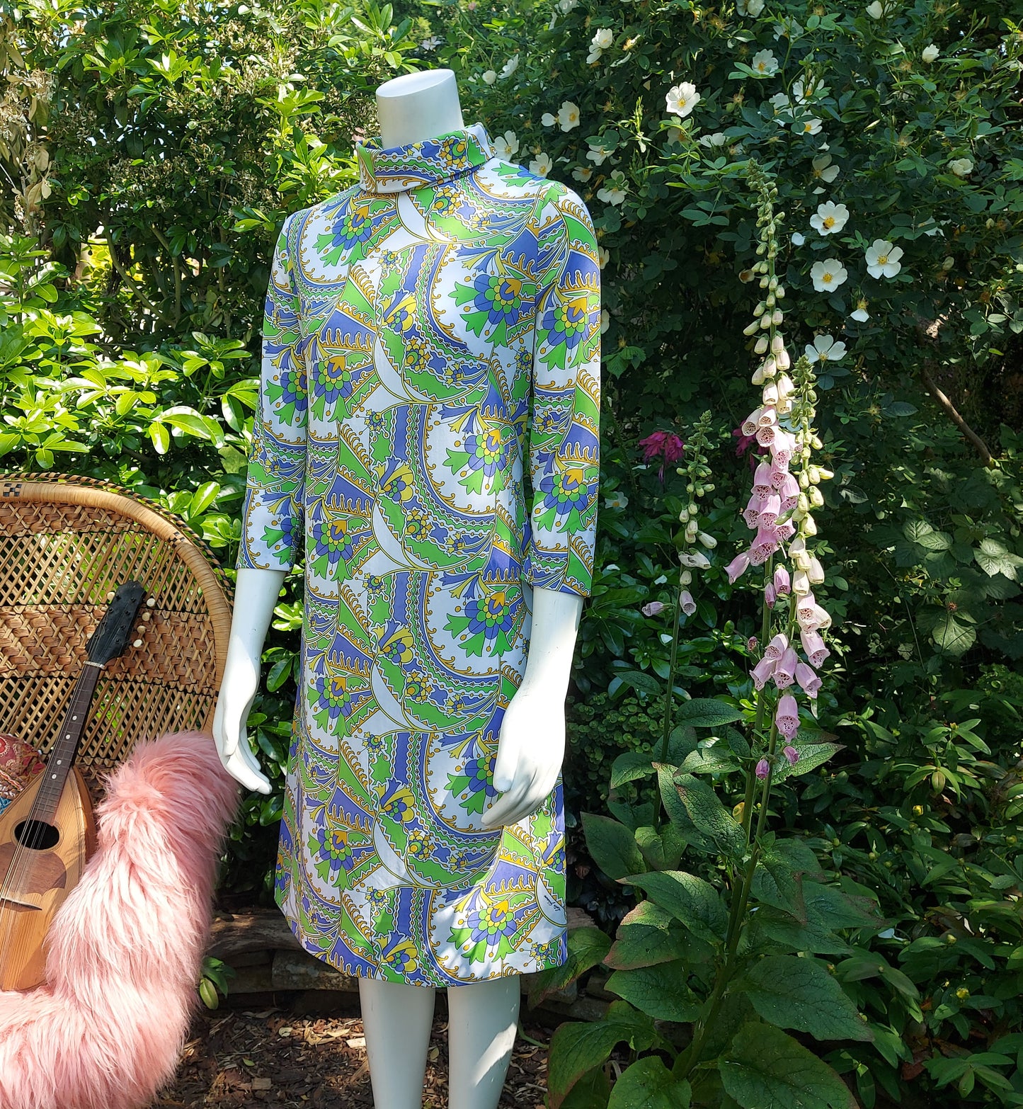 Mod's a go go! Psych dress