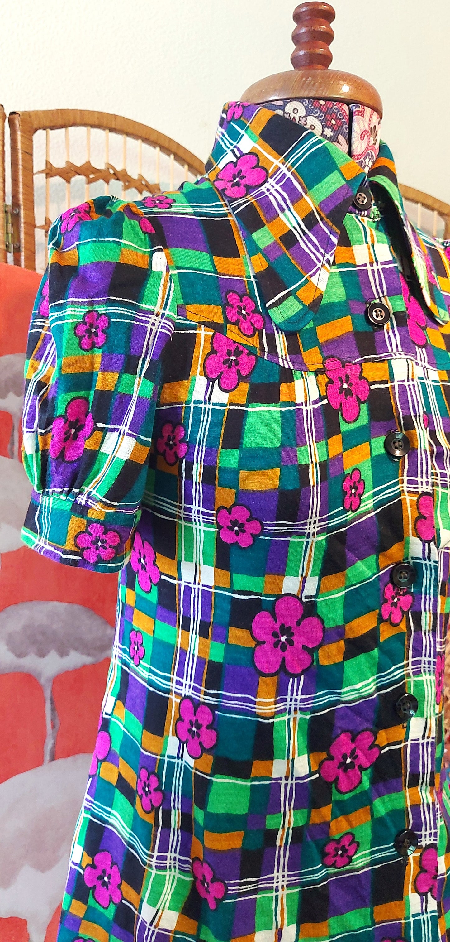 1970's St Michaels Psychedelic Beagle Collar Shirt